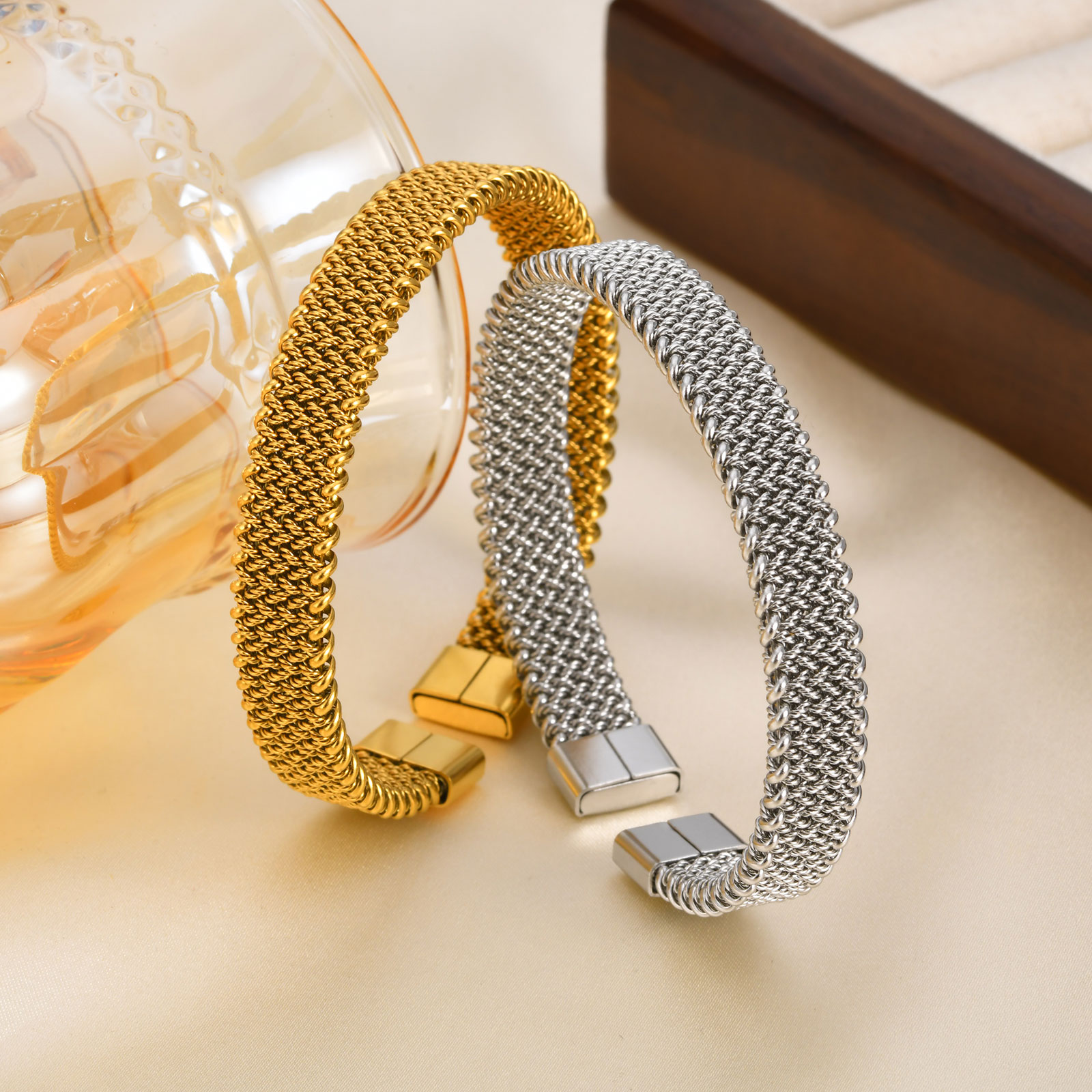 Mesh Strap Metal - 10mm 땋은 스트레치 스트랩 오픈 팔찌,