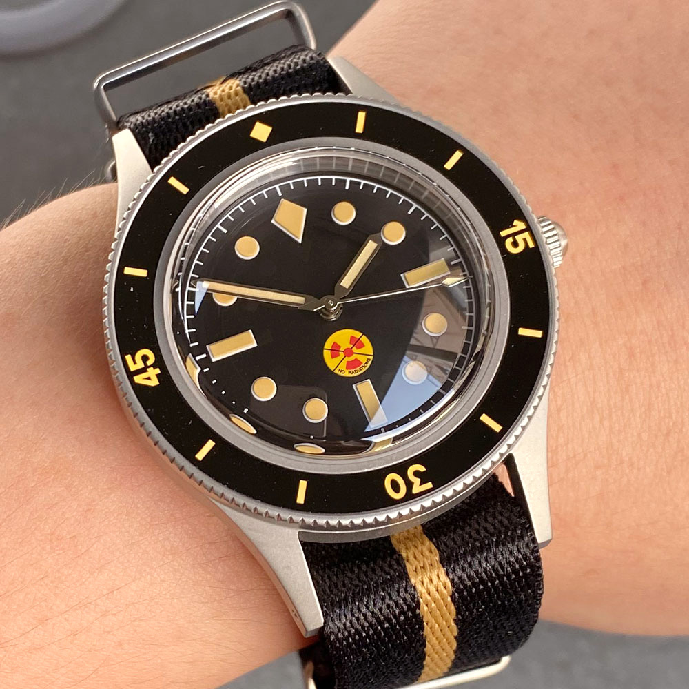 탄도리오 50-파스톰스 일본 NH35 다이버 시계 버블 - Seiko Watch Presage 리뷰 및 가격